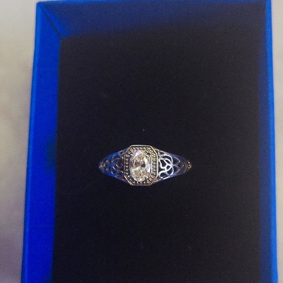 Sterling silver ring - Picture 1 of 5